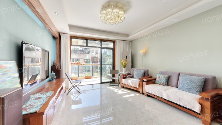 翡翠城三期二手房实景图