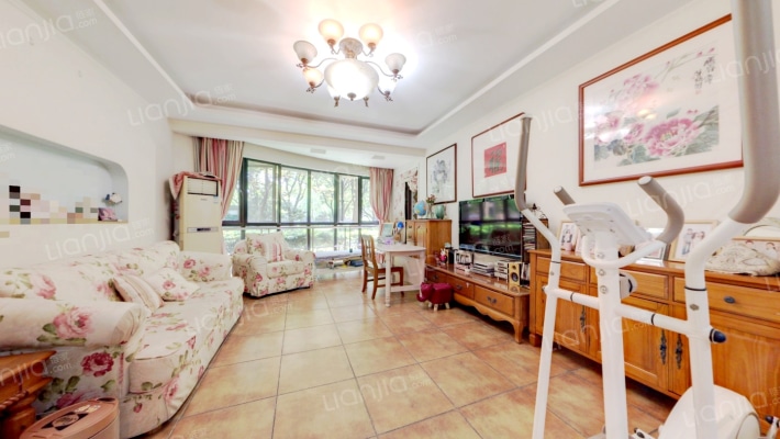 沁园雅舍二手房实景图