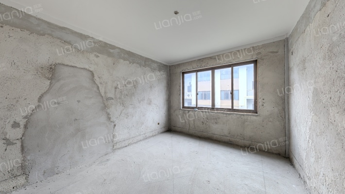 杨四新苑二手房实景图