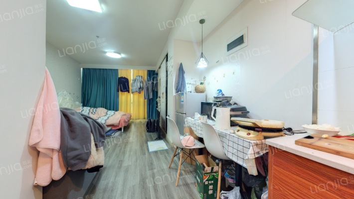 摩卡商务馆二手房实景图