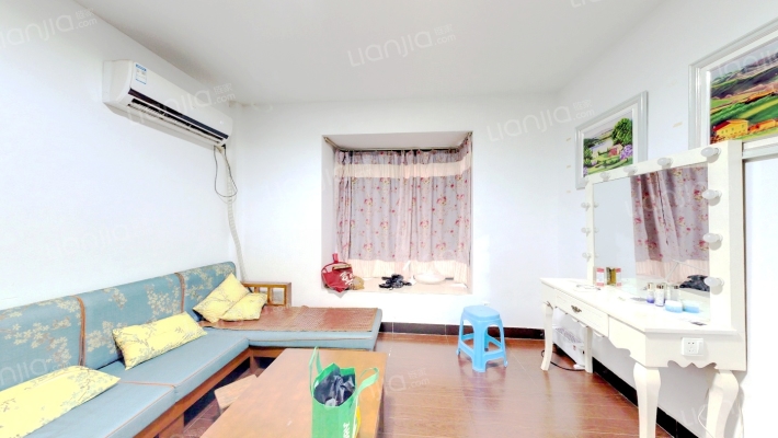 桂园怡景二手房实景图