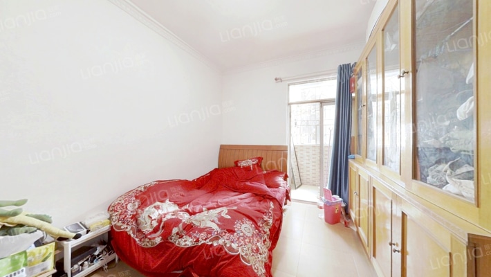 和辉花园二手房实景图