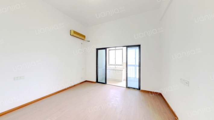 西城广厦二手房实景图