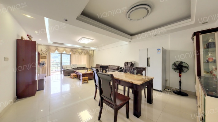 瑞景居二手房实景图