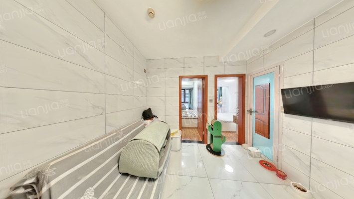 世茂璀璨天城一期二手房实景图