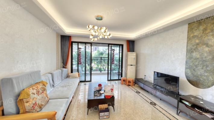 万科城二手房实景图