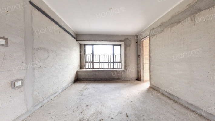 华鸿水云四季二手房实景图