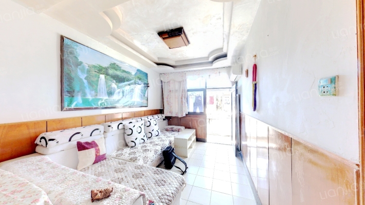 卫山头小区二手房实景图