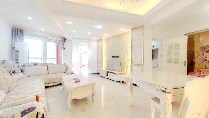 海滨城二期丽港新都二手房实景图