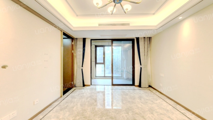 兰园二手房实景图