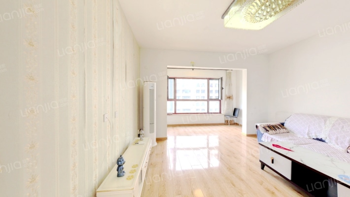 荣盛华府二手房实景图