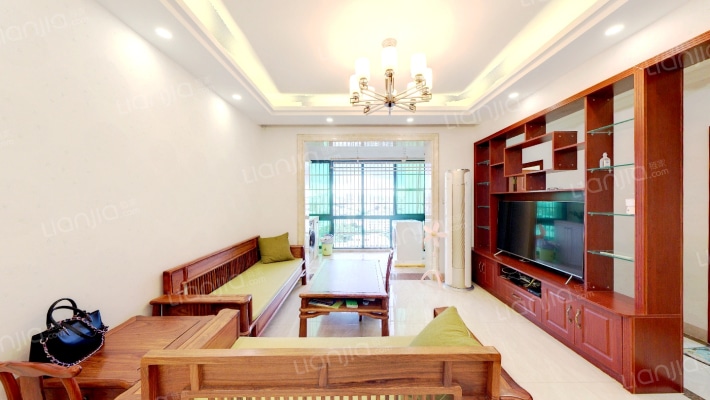 景观花园二手房实景图