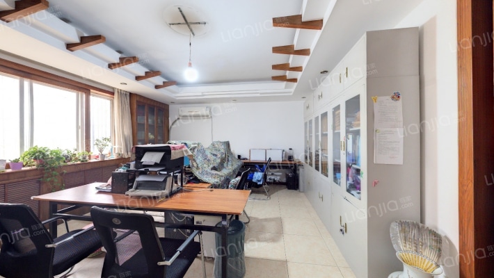 彩虹花园二手房实景图