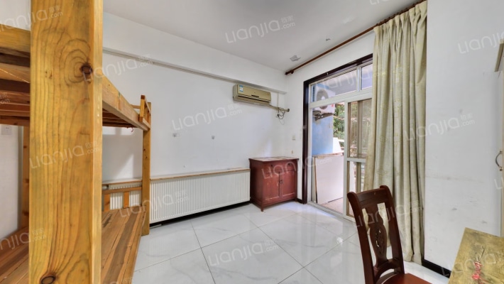 南望山庄二手房实景图