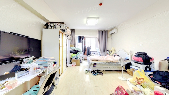 金地雄楚1号一期二手房实景图