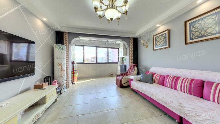 淞宏苑二手房实景图