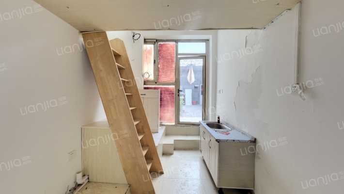 闹市口中街二手房实景图