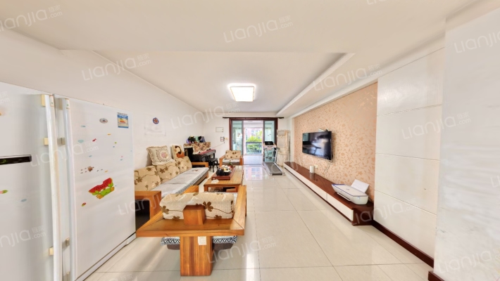 融侨江南水都杰座东区二手房实景图