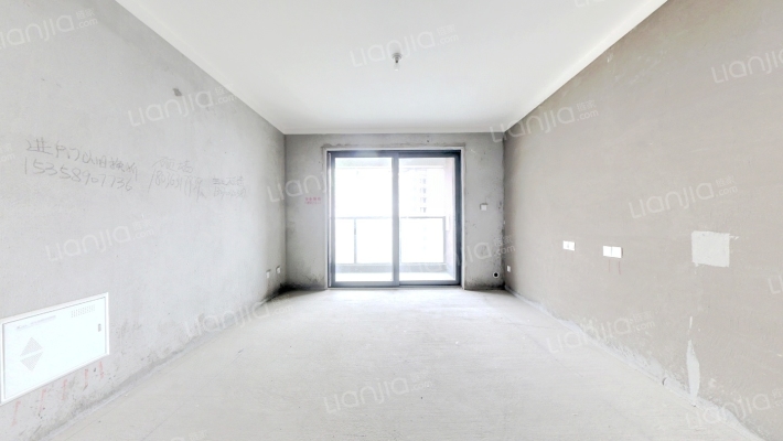 荣沁苑二手房实景图