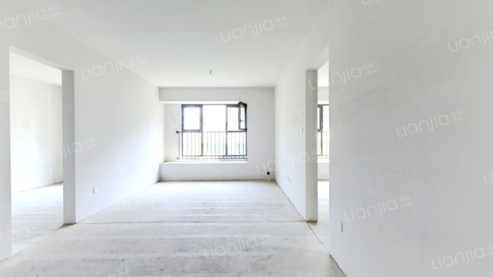 华远116平四居 把边 采光好 有钥匙-客厅