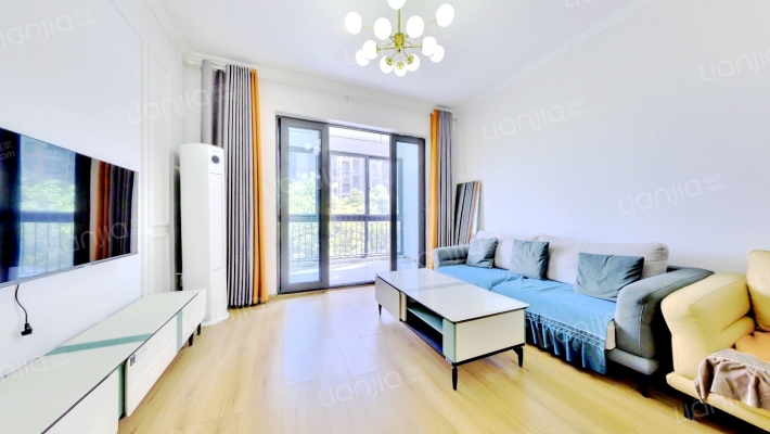 新力翡翠湾二手房实景图