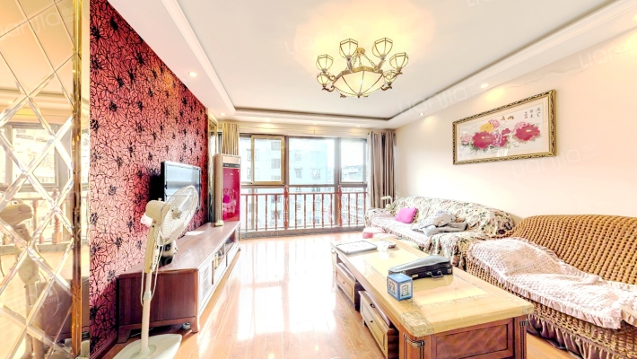 玫瑰园二手房实景图