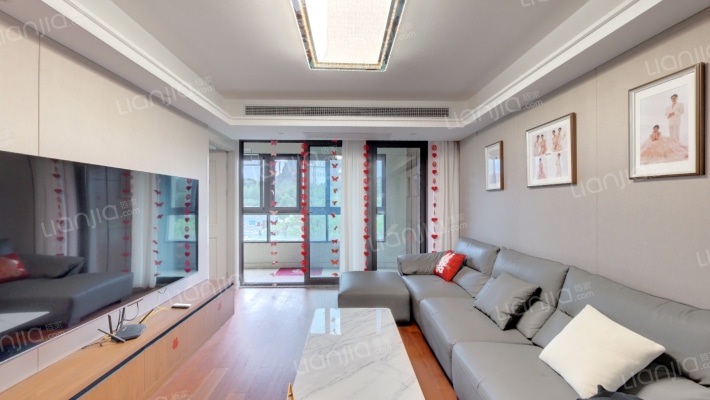 翡翠四季二手房实景图