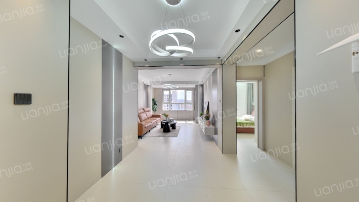 英伦小镇B区二手房实景图