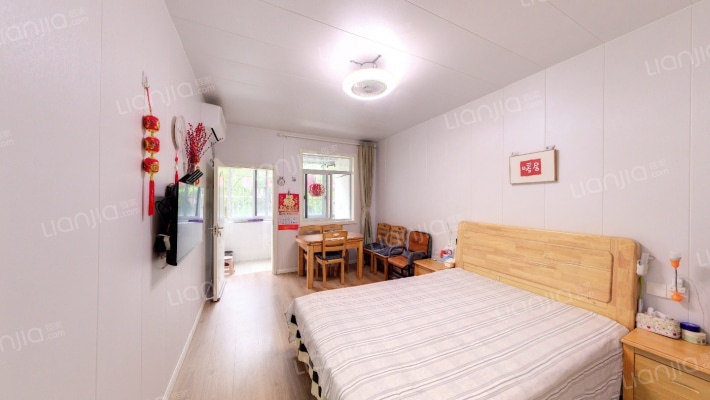 卫校家舍二手房实景图