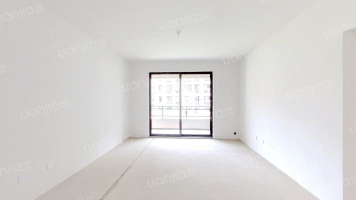 信达城铂悦公馆二手房实景图