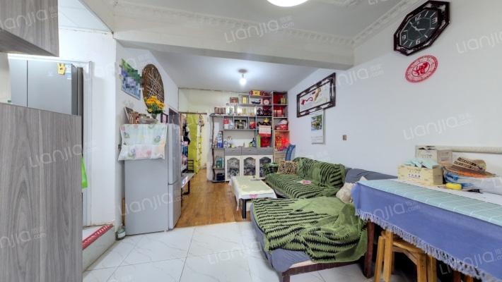 自力新村二手房实景图