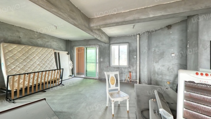 凤栖家园二手房实景图