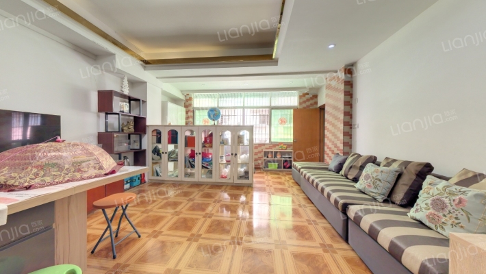 华美大厦二手房实景图