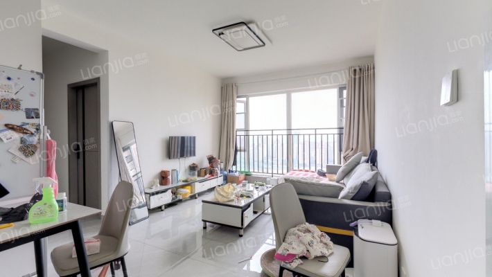 蓝光coco国际一期二手房实景图