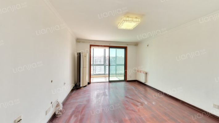 南航揽翠苑二手房实景图