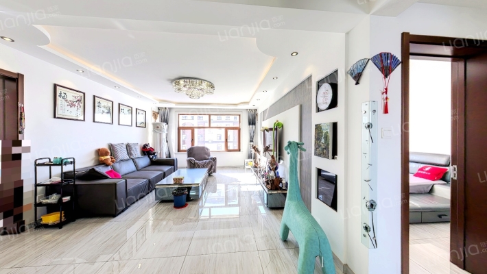 雾凇东郡二手房实景图