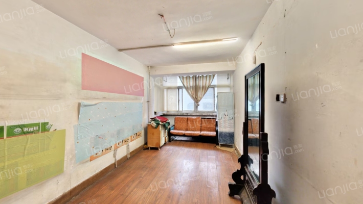 北长巷9号院二手房实景图