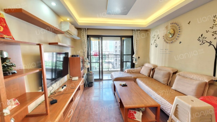 万科金域华庭三期二手房实景图