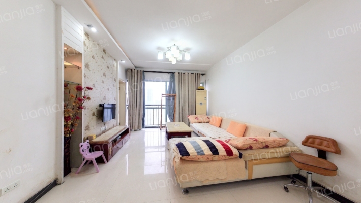 水晶石国际公寓二手房实景图