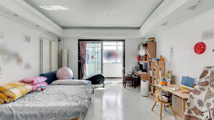 温泉花园A区二手房实景图