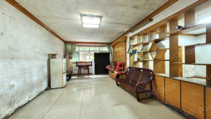 武汉市江夏区纸坊街军民巷4号二手房实景图