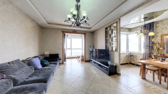 上实浪琴水岸二手房实景图