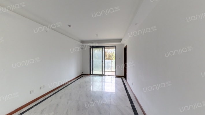 绿地海湾思海苑二手房实景图