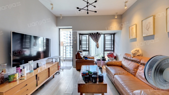 港铁天颂二手房实景图