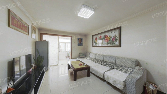 房子采光好，户型方正，房本満五唯一，税费低-客厅