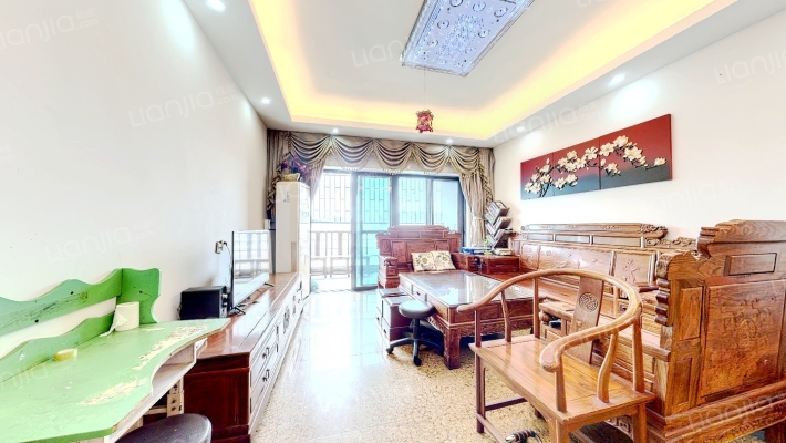 狮岭宝峰豪庭小区二手房实景图