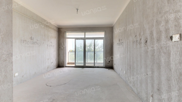 富土家园三期二手房实景图