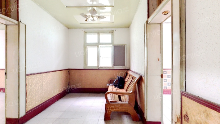 嵩山南路162号二手房实景图