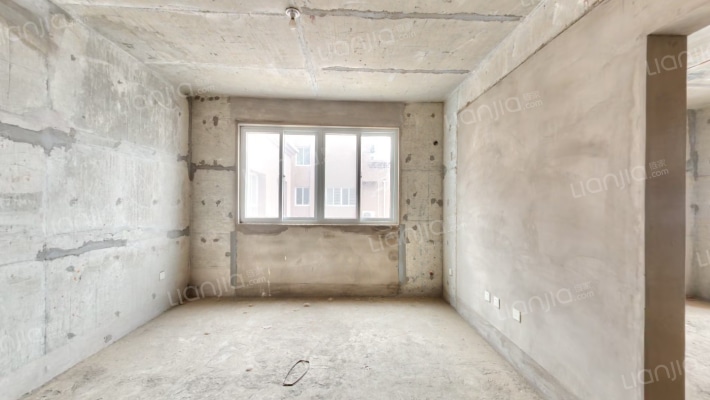 雅居临城二手房实景图