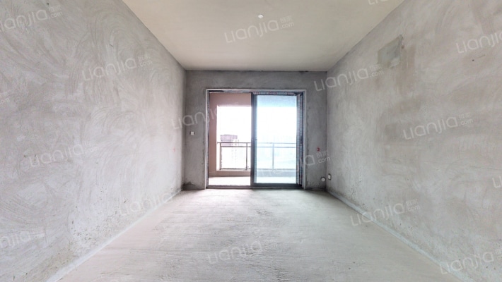 绿地万萃城A组团二手房实景图